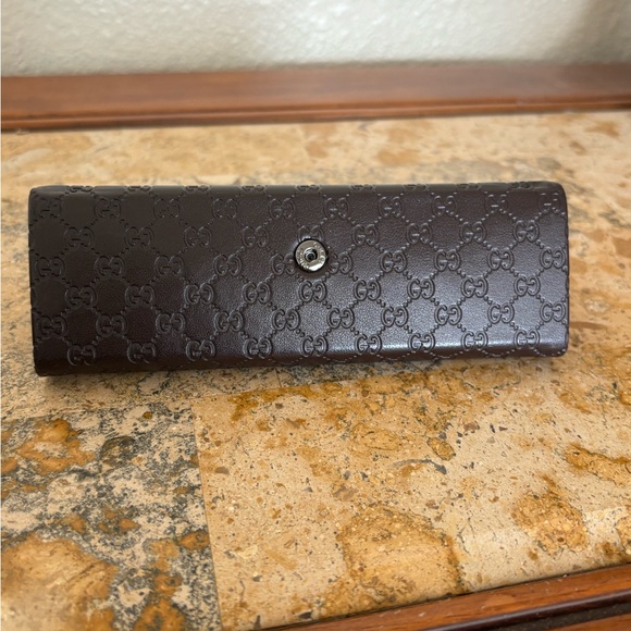 Gucci  signature eye glass case - Picture 5 of 6